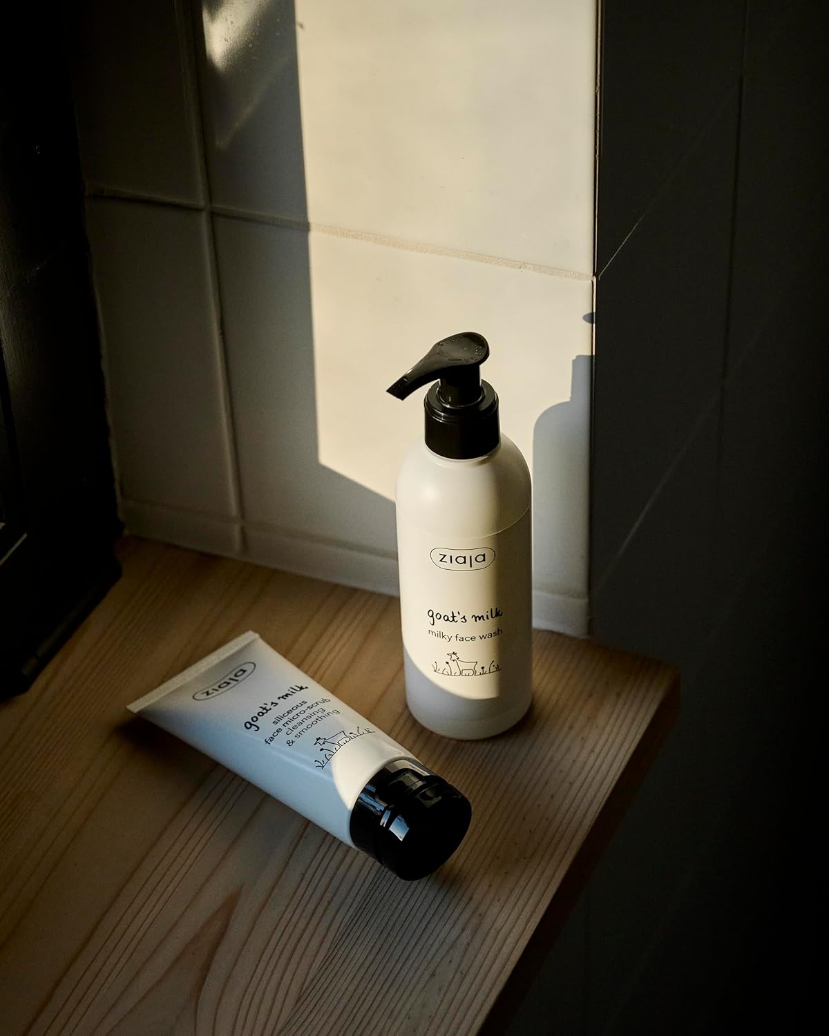 Ziaja Goat’s Milk Face Wash, 200 ml - Creamy Cleanser with Hydrating & Soothing Formula for All Skin Types